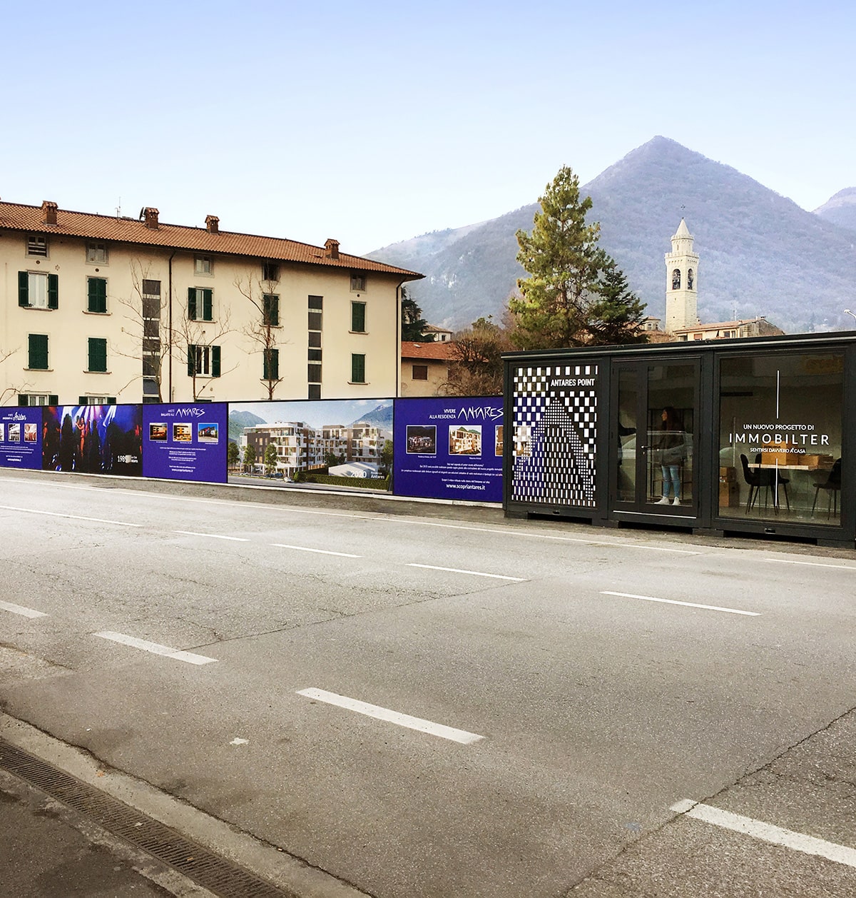 Antares Point in via Provinciale di Albino (BG)
